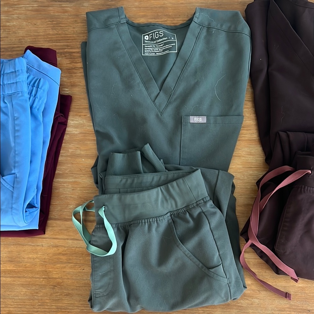 Bonsai green Figs Scrubs